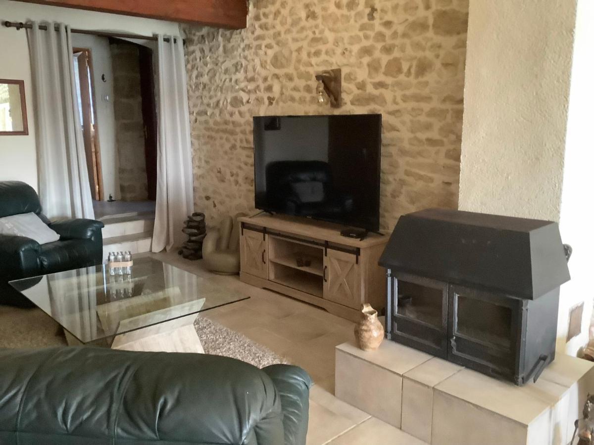 Gîte vallée magique Panissaud Le Grand-Madieu Extérieur photo